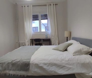 Room in shared apartment in Madrid - Photo 4
