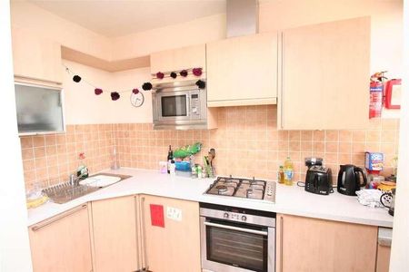 Greenbank Terrace, Greenbank, Plymouth, PL4 - Photo 3