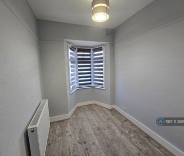 4 bedroom terraced house to rent - Photo 4