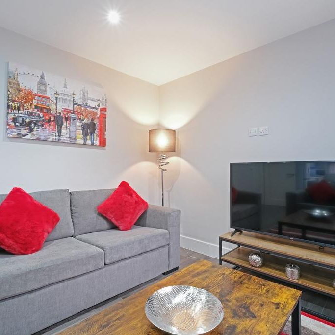 3 bedroom apartment to rent - Photo 1