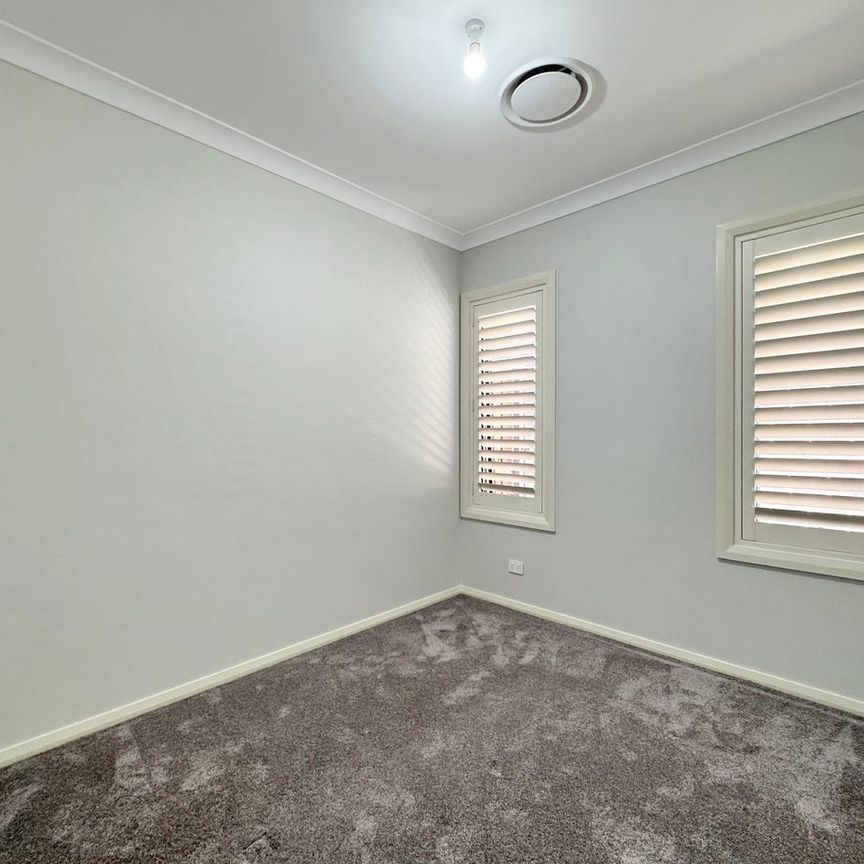 Space, Comfort and Family Living at Its Best! - Photo 1