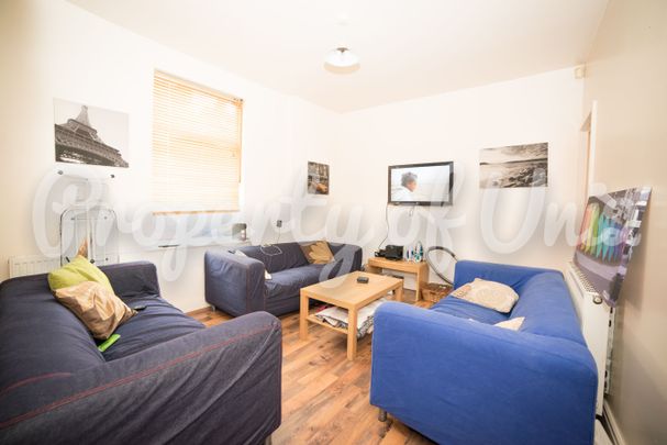 45 Midland Avenue, NG7 2FD, NOTTINGHAM - Photo 1