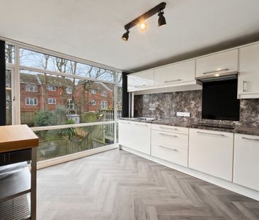 Harcourt Drive, HARROGATE - Photo 4