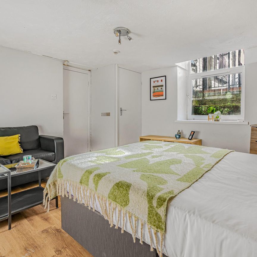 63 BRUDENELL ROAD Leeds - LS6 1HA - Photo 1