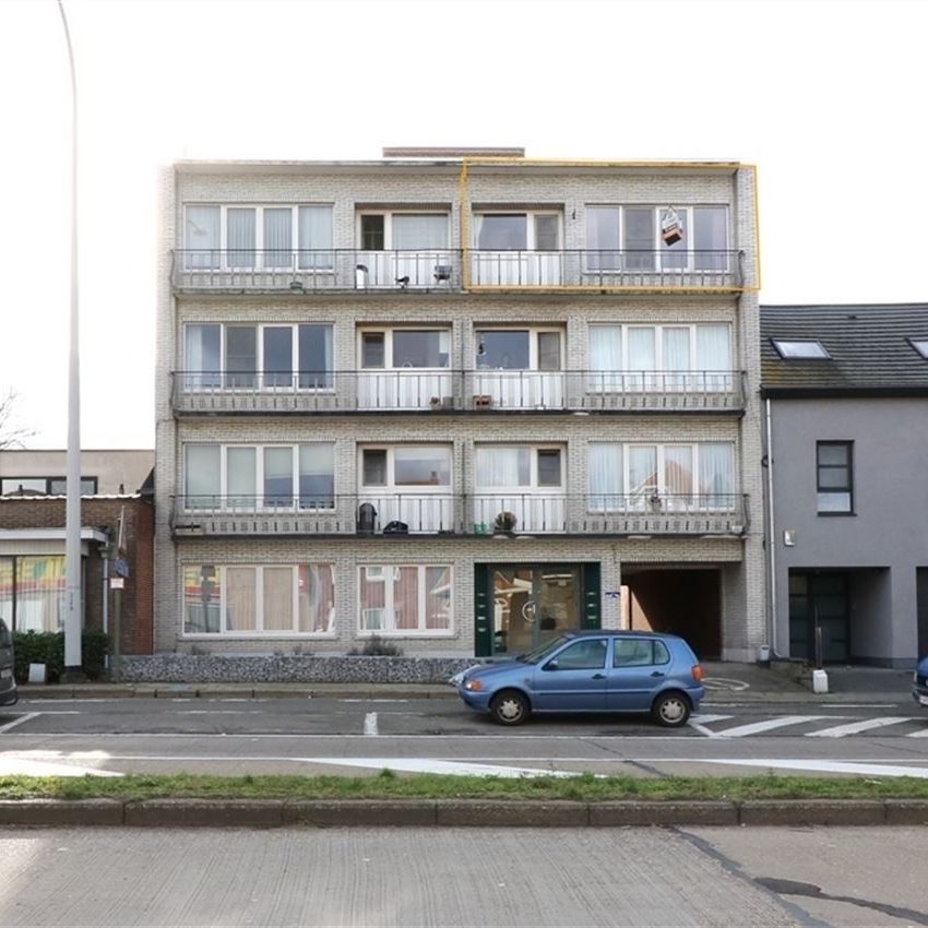 2 slpk., lift, garage, nabij centrum en invalswegen - Photo 1