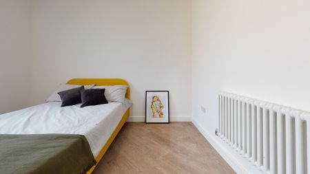 19 Frederick Street Flat 8 - Photo 3