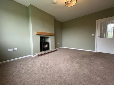 3 bedroom detached house to rent - Photo 4