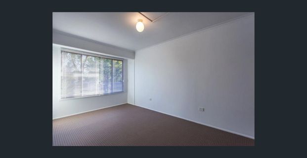 Generous Four-Bedroom Home! - Photo 1