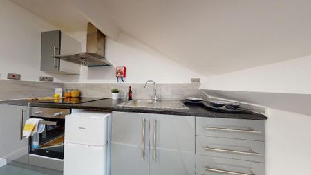 Studio to rent - Photo 5