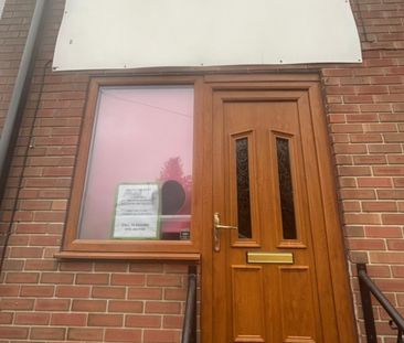 READY-TO-TRADE COMMERCIAL UNIT – FULLY EQUIPPED - Photo 3