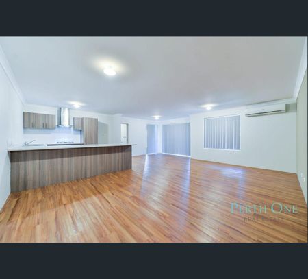 7B Petersfield Lane, Wellard, WA 6170 - Photo 4