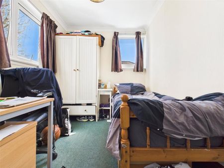 5 bedroom terraced house to rent - Photo 4