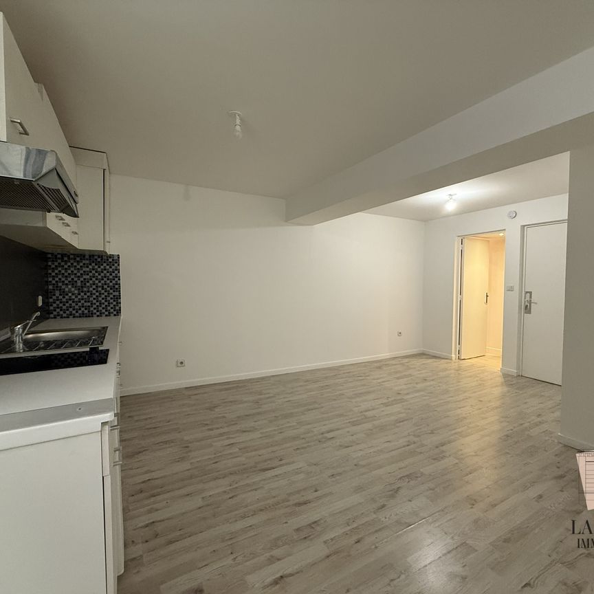 Location Appartement 1 pièce 34m² BORDEAUX 33000 - Photo 1