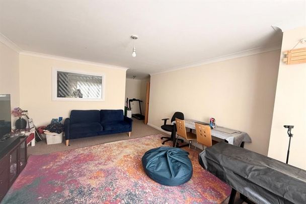 2 Bedroom Apartment To Let - Photo 1