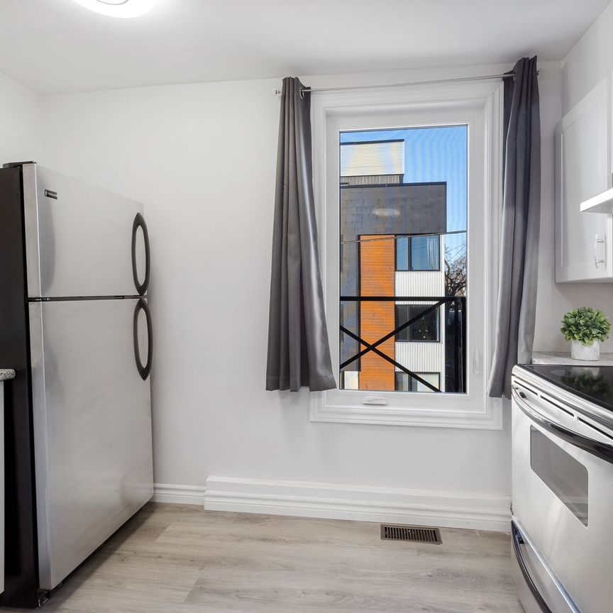 For Lease - 420 Arlington Avenue Unit# 1, West Centre Town, Ontario - Photo 1