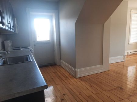 For Lease - 2084 Dundas Street Unit# 2, Edwardsburgh/Cardinal, Ontario - Photo 3