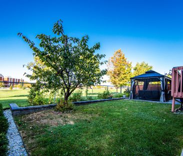 For Lease - 89 Woodlot Crescent, Toronto, Ontario - Photo 6