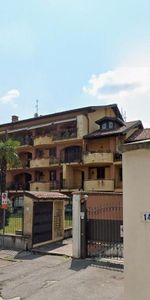 Stanza singola con bagno privato a Lissone - Foto 4