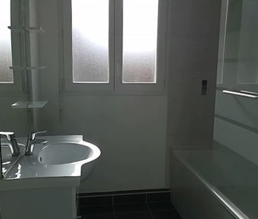 Location Appartement 4 pièces 80m² LA BALME DE SILLINGY 74330 - Photo 4