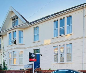 3 bedroom flat to rent - Photo 1