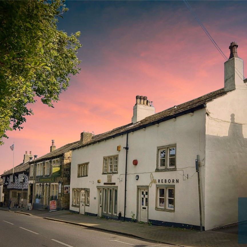 Westgate, Almondbury, Huddersfield, HD5 - Photo 1