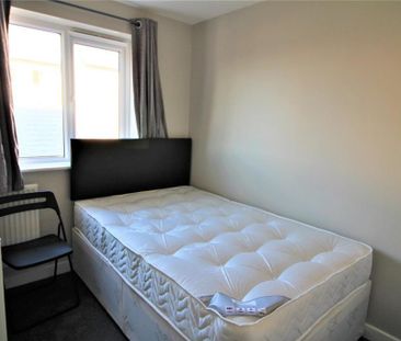 6 bedroom private hall to rent - Photo 2