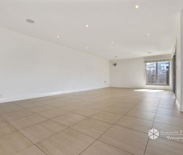 2 Edith Street, Marks Point - Photo 1