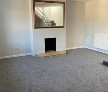 2 bed cottage to rent in Gloucester Road, Bournemouth, BH7 - Photo 1