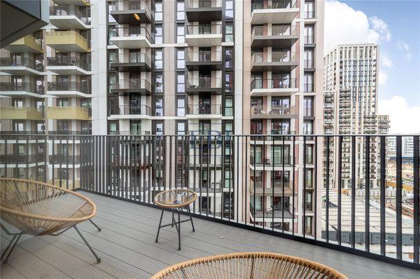 Reflection Apartments, Cascade Way, White City Living, W12 7SU - Photo 1