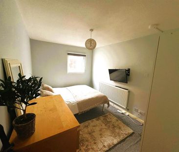 House share to rent - Photo 1