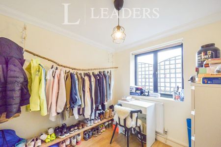 2 bedroom apartment to rent Hatfield Road, St. Albans, AL1 - Photo 2