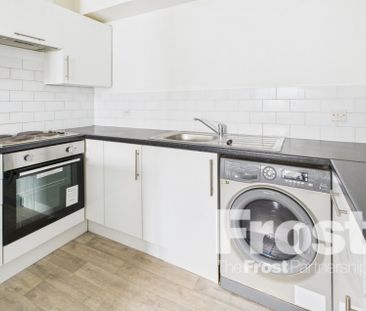 Upton Park, Slough, Berkshire,SL1 - Photo 3