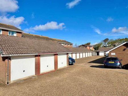 Granville Road, Totland Bay, PO39 - Photo 4