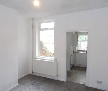 Somerset Road,Hyde Park,Doncaster, DN1 - Photo 4