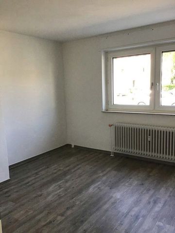 Wer will mich!? 2-Zimmer-Wohnung in zentraler Lage - Foto 2