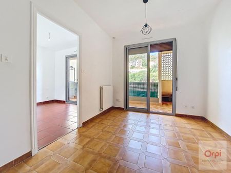 Location Appartement 1 pièce 26m² AJACCIO 20000 - Photo 3