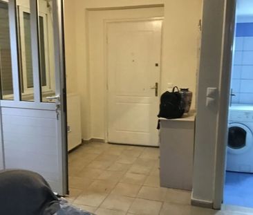 Studio/Γκαρσονιέρα για ενοικίαση Κέντρο (Γλυκά Νερά) - Photo 4