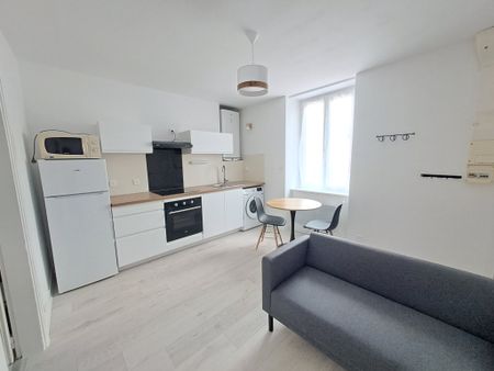 Appartement T2 rénové et meublé - Photo 3
