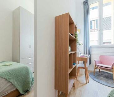 Via Padova, Turin, Piedmont 10152 - Photo 6