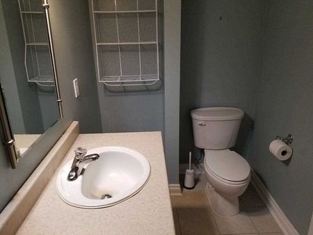 For Lease - 323 Towercrest Drive Unit# Basement, Newmarket, Ontario - Photo 4