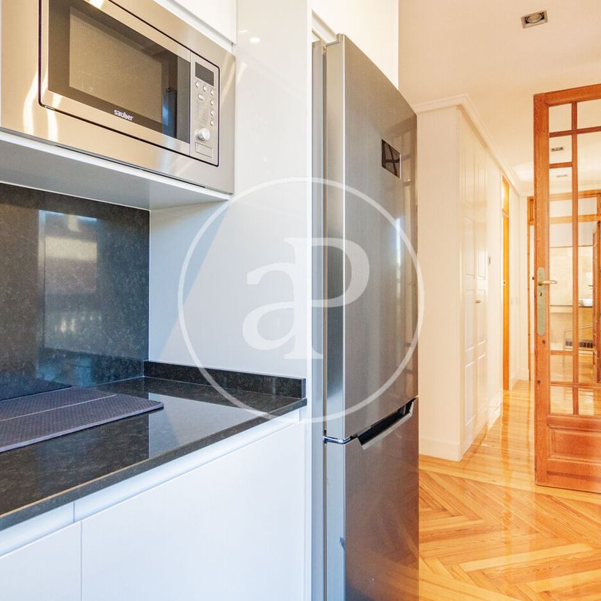 Flat for rent in Sol (Madrid) - Photo 1