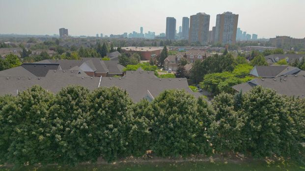 For Lease - 103 Bristol Road Unit# 212, Mississauga, Ontario - Photo 1