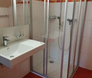 Large studio for rent in Sentier. - Photo 6