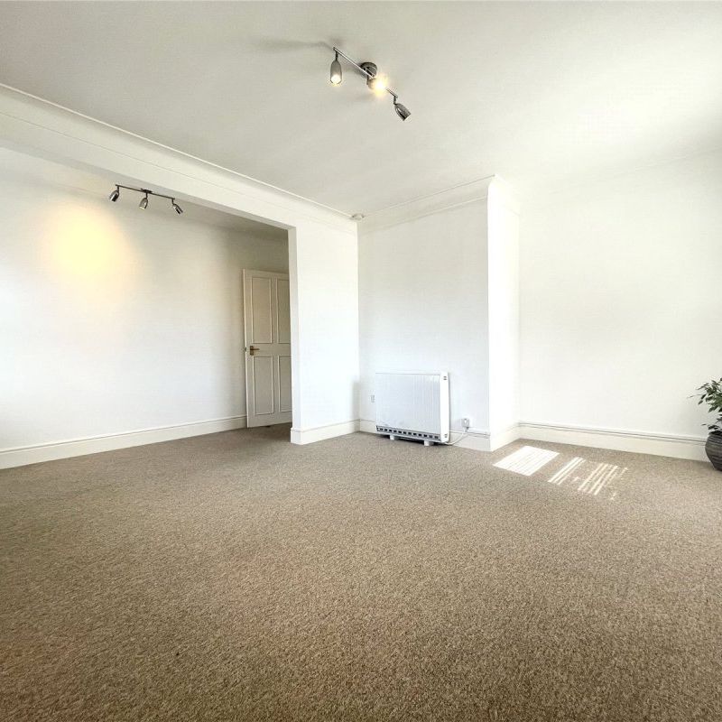 Poole Road, Bournemouth, BH2 - Photo 1