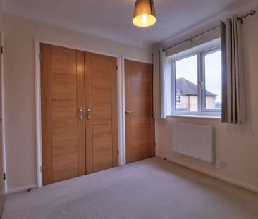 2 bedroom mid terraced house to rent - Photo 3