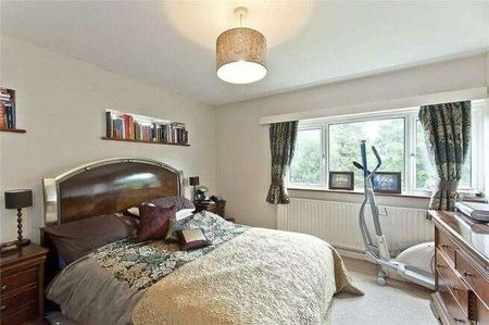 Sandy Lane, Cobham, Surrey, KT11 - Photo 3