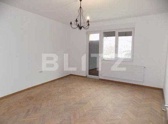 Apartament 3 camere, 80 mp, prima inchiriere, zona strazii Paris - Photo 1