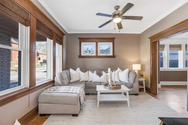 For Lease - 73 Elgin Street, Oshawa, Ontario - Photo 1