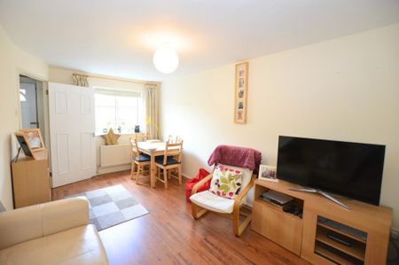 2 bedroom terraced house to rent - Photo 3