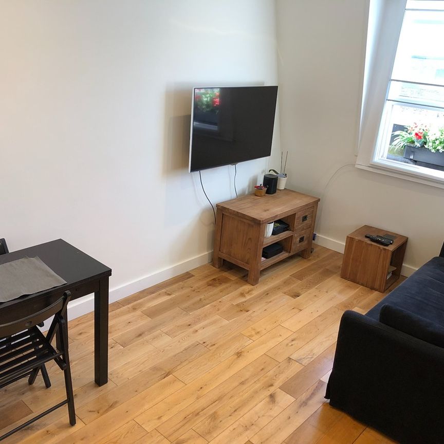2 Bed Flat, Gloucester Terrace, W2 - Photo 1